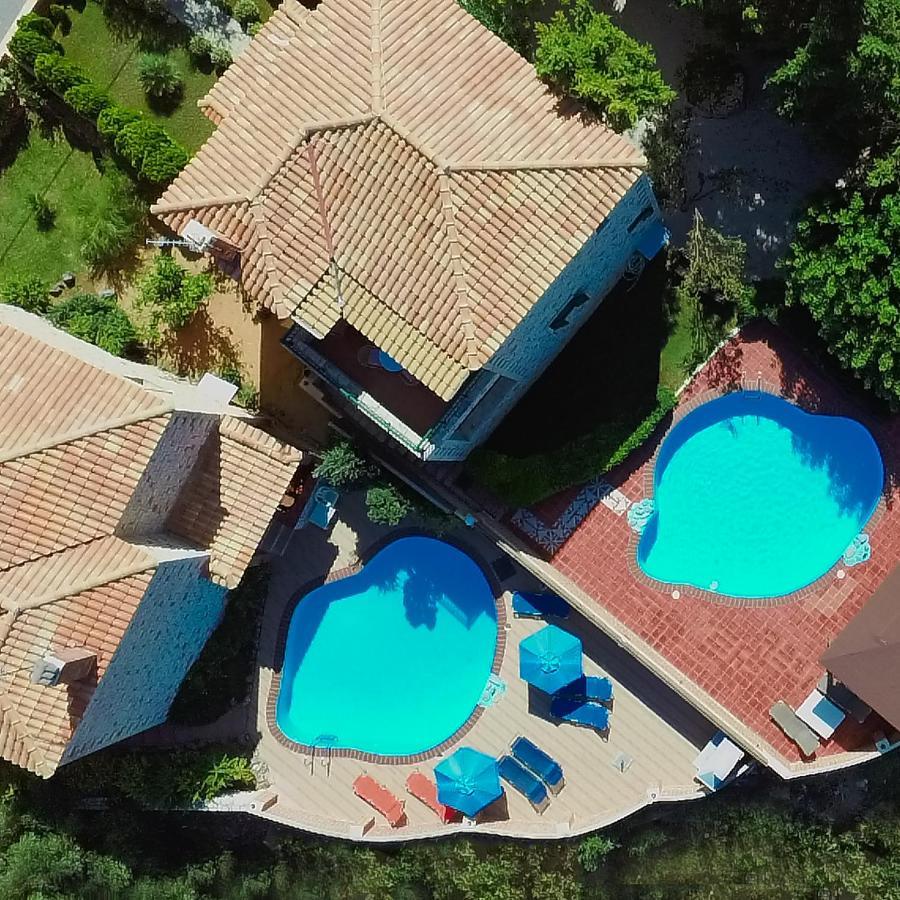 Neriides Villas 헐소니소스 외부 사진