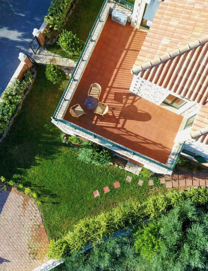 Neriides Villas 헐소니소스 외부 사진