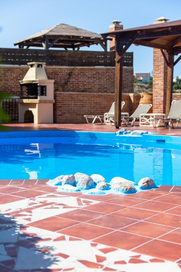 Neriides Villas 헐소니소스 외부 사진